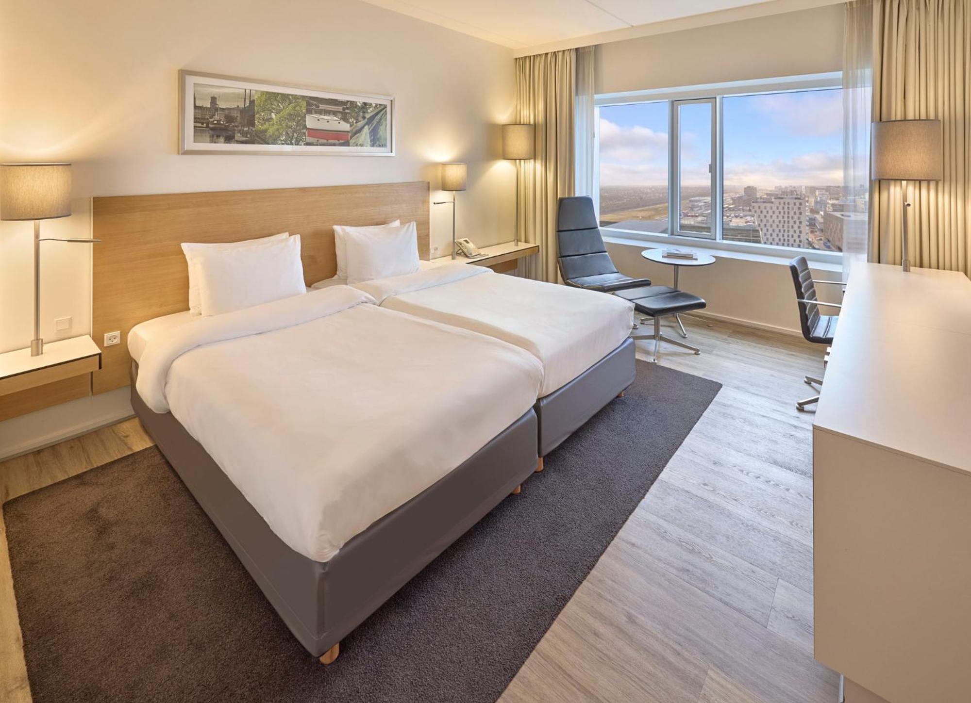 Hotel Crowne Plaza Towers By Ihg 4*